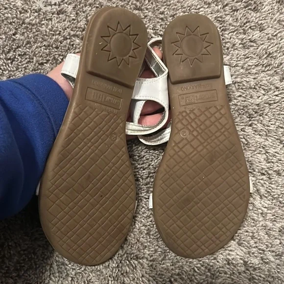 SMART fit Silver Gem Sandals Size 2 - Picture 3 of 4